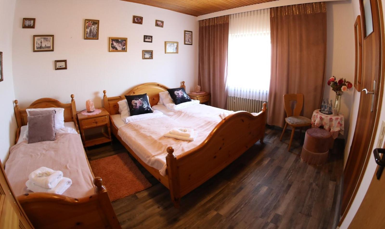 Zum Burgkeller Hotel Bruchweiler Szoba fotó